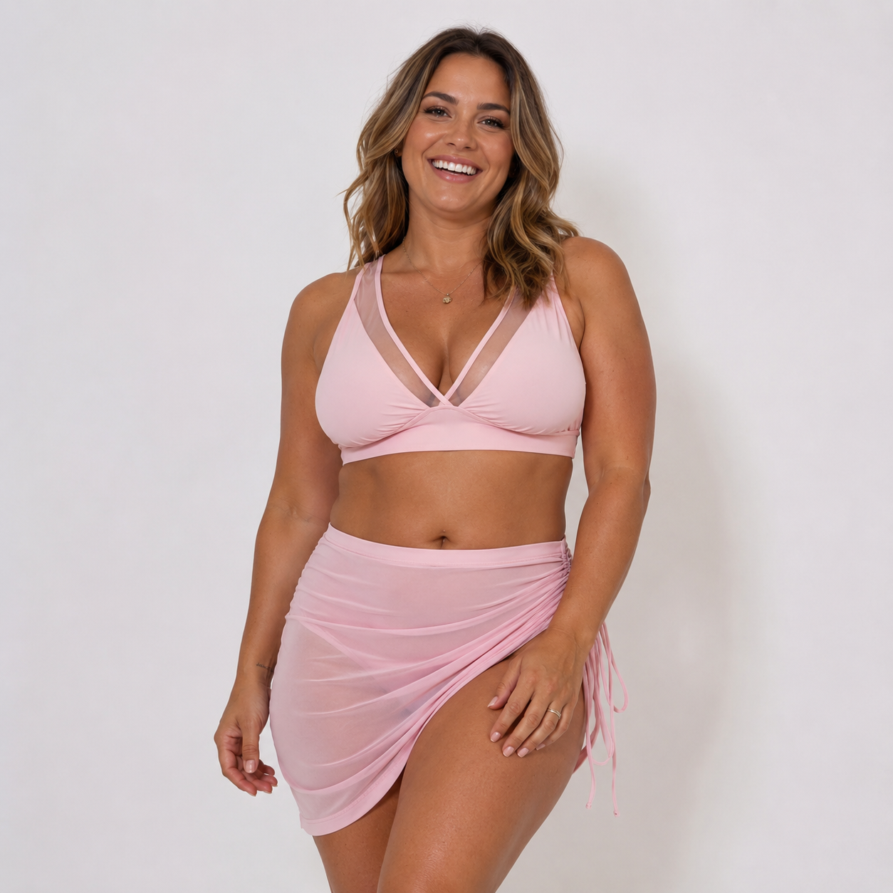 Bella Mare – Bikini Gainant & Paréo